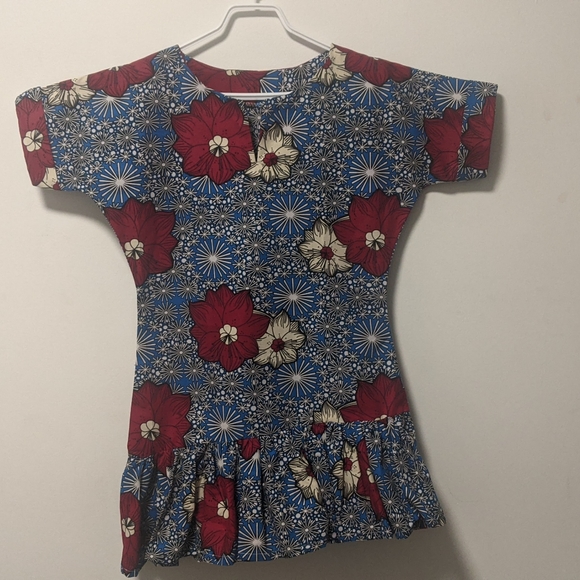 Asymmetric ruffle hem shift dress - Picture 7 of 8